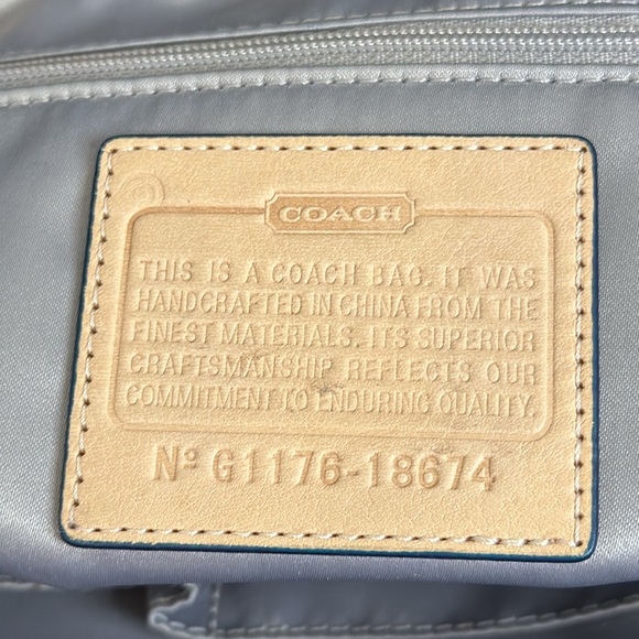 Coach Poppy navy liquid glass shoulder or tote bag - Picture 13 of 16